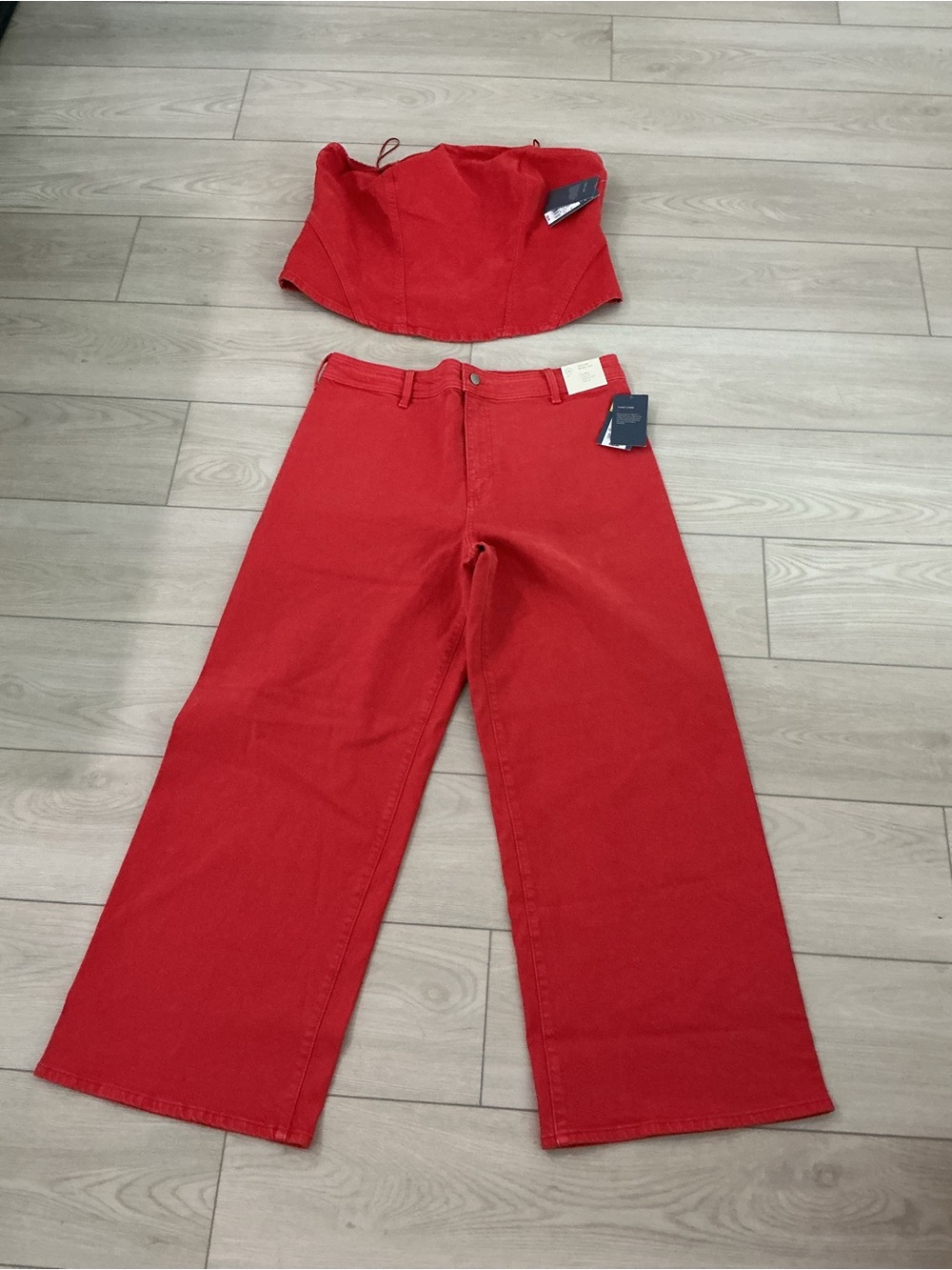 Universal Thread Bold Red Wide-Leg High-Rise Pants
